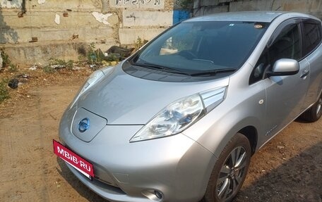Nissan Leaf I, 2013 год, 865 000 рублей, 11 фотография