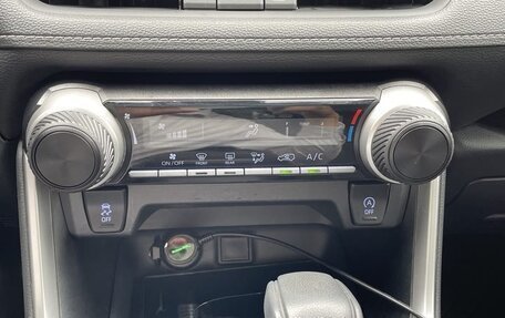 Toyota RAV4, 2022 год, 2 130 000 рублей, 17 фотография