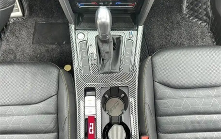 Volkswagen Passat CC, 2022 год, 2 090 013 рублей, 12 фотография