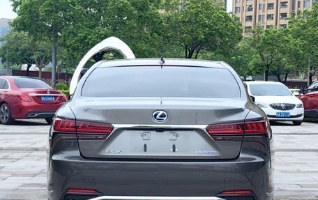 Lexus LS IV, 2021 год, 13 400 000 рублей, 6 фотография
