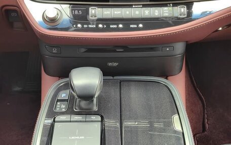 Lexus LS IV, 2021 год, 13 400 000 рублей, 12 фотография