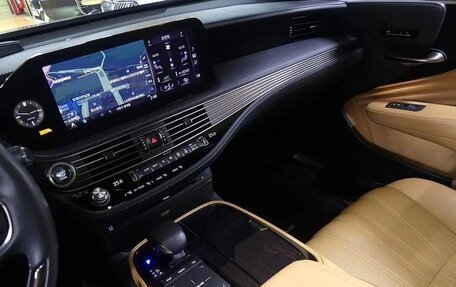 Lexus LS IV, 2022 год, 10 450 000 рублей, 7 фотография