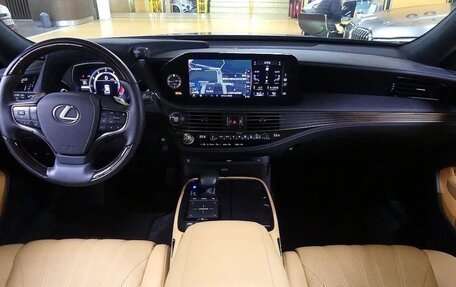 Lexus LS IV, 2022 год, 10 450 000 рублей, 4 фотография