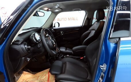 MINI Hatch, 2022 год, 1 841 010 рублей, 3 фотография