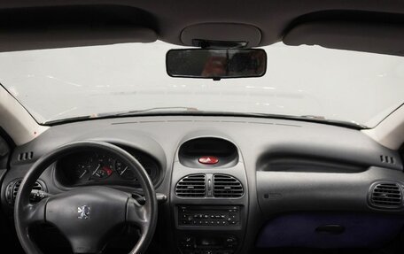 Peugeot 206, 2004 год, 276 000 рублей, 13 фотография