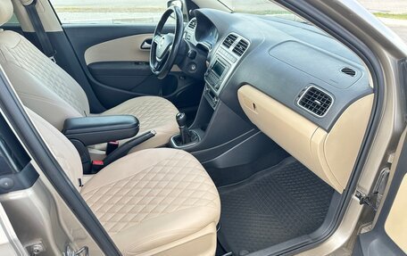 Volkswagen Polo VI (EU Market), 2015 год, 980 000 рублей, 16 фотография
