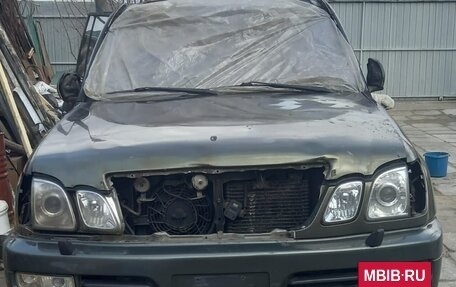 Lexus LX II, 1998 год, 600 000 рублей, 2 фотография