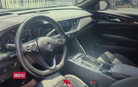 Buick Regal VI, 2022 год, 2 100 001 рублей, 8 фотография