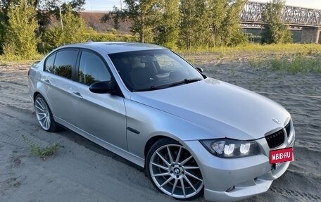 BMW 3 серия, 2007 год, 1 120 000 рублей, 15 фотография