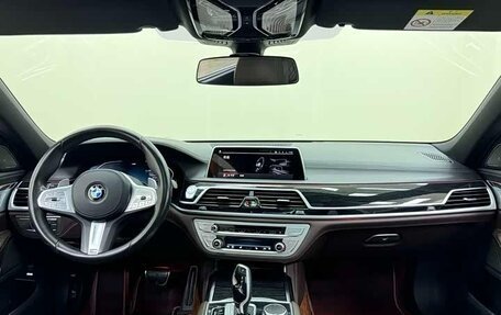 BMW 7 серия, 2021 год, 5 600 006 рублей, 11 фотография