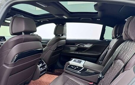 BMW 7 серия, 2021 год, 5 600 006 рублей, 17 фотография