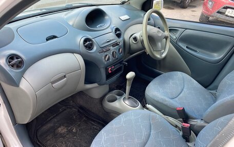 Toyota Vitz, 2001 год, 320 000 рублей, 11 фотография