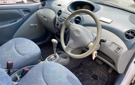 Toyota Vitz, 2001 год, 320 000 рублей, 10 фотография