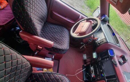 Plymouth Voyager II, 1993 год, 650 000 рублей, 3 фотография