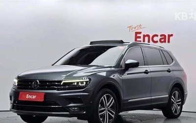 Volkswagen Tiguan II, 2021 год, 2 340 010 рублей, 1 фотография