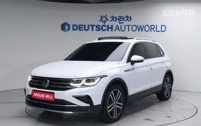 Volkswagen Tiguan II, 2021 год, 3 160 010 рублей, 1 фотография