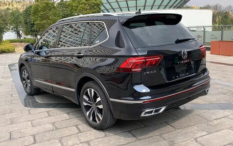Volkswagen Tiguan II, 2022 год, 2 350 027 рублей, 6 фотография
