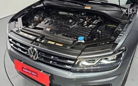 Volkswagen Tiguan II, 2021 год, 2 340 010 рублей, 6 фотография