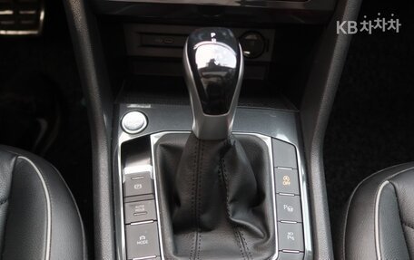 Volkswagen Tiguan II, 2022 год, 2 605 010 рублей, 11 фотография