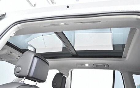 Volkswagen Tiguan II, 2021 год, 3 160 010 рублей, 19 фотография