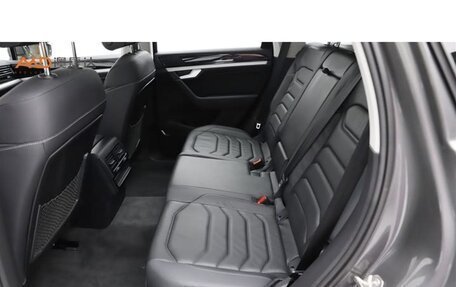 Volkswagen Touareg III, 2021 год, 3 882 010 рублей, 4 фотография