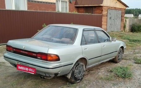Toyota Carina, 1988 год, 125 000 рублей, 6 фотография