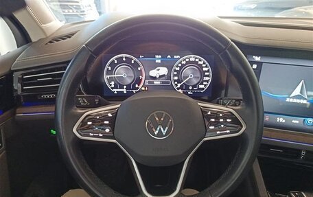 Volkswagen Touareg III, 2022 год, 4 582 010 рублей, 12 фотография