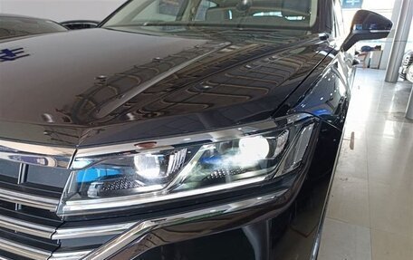 Volkswagen Touareg III, 2022 год, 4 582 010 рублей, 21 фотография