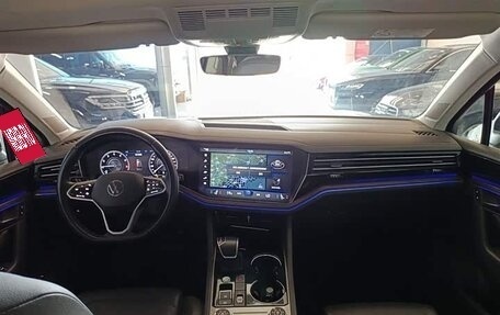 Volkswagen Touareg III, 2022 год, 4 582 010 рублей, 18 фотография