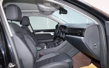 Volkswagen Touareg III, 2022 год, 4 645 010 рублей, 13 фотография