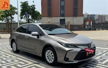 Toyota Corolla, 2021 год, 1 150 000 рублей, 3 фотография