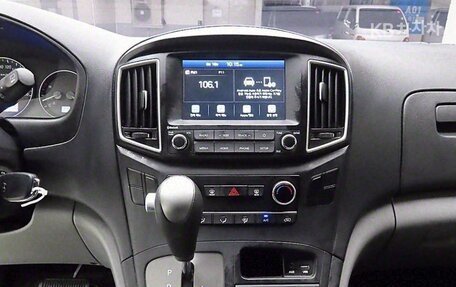 Hyundai Grand Starex Grand Starex I рестайлинг 2, 2021 год, 1 922 010 рублей, 8 фотография