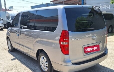 Hyundai Grand Starex Grand Starex I рестайлинг 2, 2021 год, 1 970 010 рублей, 4 фотография