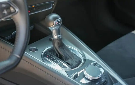 Audi TT, 2016 год, 2 190 000 рублей, 16 фотография