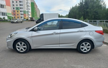 Hyundai Solaris II рестайлинг, 2011 год, 630 000 рублей, 6 фотография