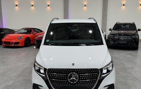 Mercedes-Benz V-Класс, 2025 год, 14 990 000 рублей, 4 фотография