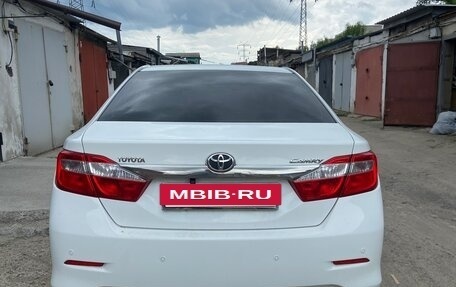 Toyota Camry, 2013 год, 1 650 000 рублей, 4 фотография