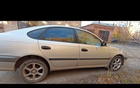 Toyota Avensis III рестайлинг, 1998 год, 250 000 рублей, 6 фотография