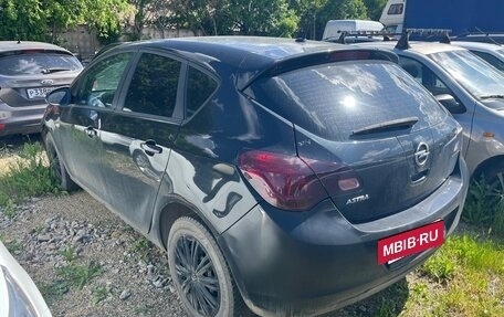 Opel Astra J, 2012 год, 500 000 рублей, 2 фотография