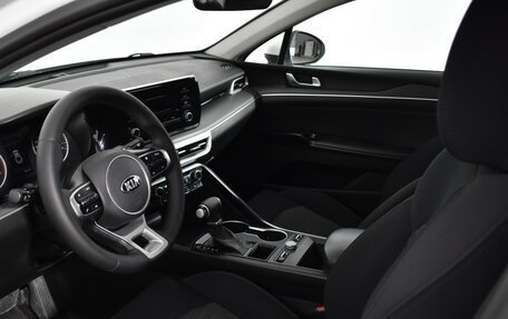 KIA K5, 2021 год, 1 670 000 рублей, 9 фотография
