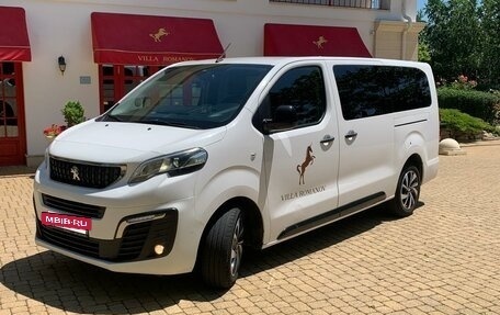 Peugeot Traveller I, 2021 год, 2 705 500 рублей, 3 фотография