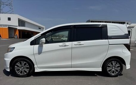 Honda Freed I, 2014 год, 874 000 рублей, 8 фотография