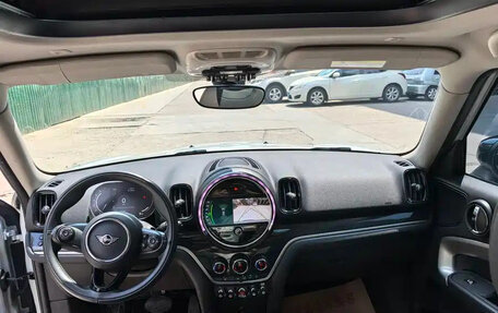 MINI Countryman II (F60), 2022 год, 1 700 000 рублей, 7 фотография