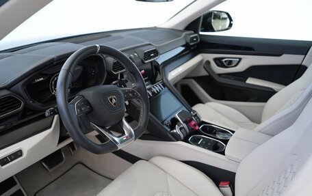 Lamborghini Urus I, 2022 год, 28 000 000 рублей, 6 фотография