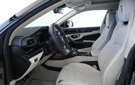 Lamborghini Urus I, 2022 год, 28 000 000 рублей, 7 фотография