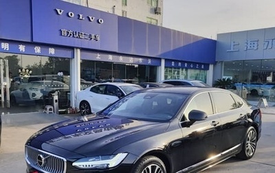 Volvo S90 II рестайлинг, 2022 год, 2 805 000 рублей, 1 фотография