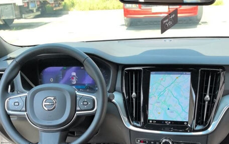 Volvo S60 III, 2022 год, 2 085 000 рублей, 5 фотография