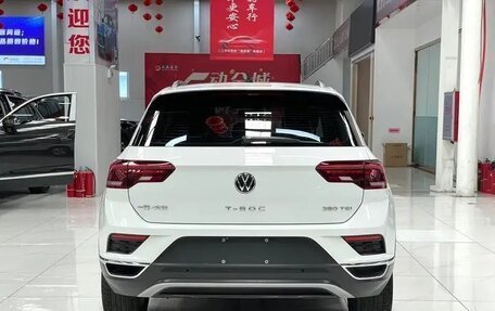 Volkswagen T-Roc I, 2021 год, 1 650 000 рублей, 5 фотография