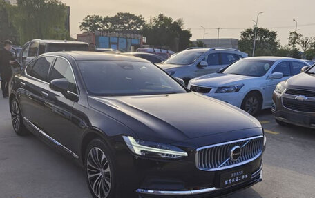 Volvo S90 II рестайлинг, 2022 год, 2 805 000 рублей, 3 фотография