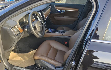 Volvo S90 II рестайлинг, 2022 год, 2 805 000 рублей, 8 фотография